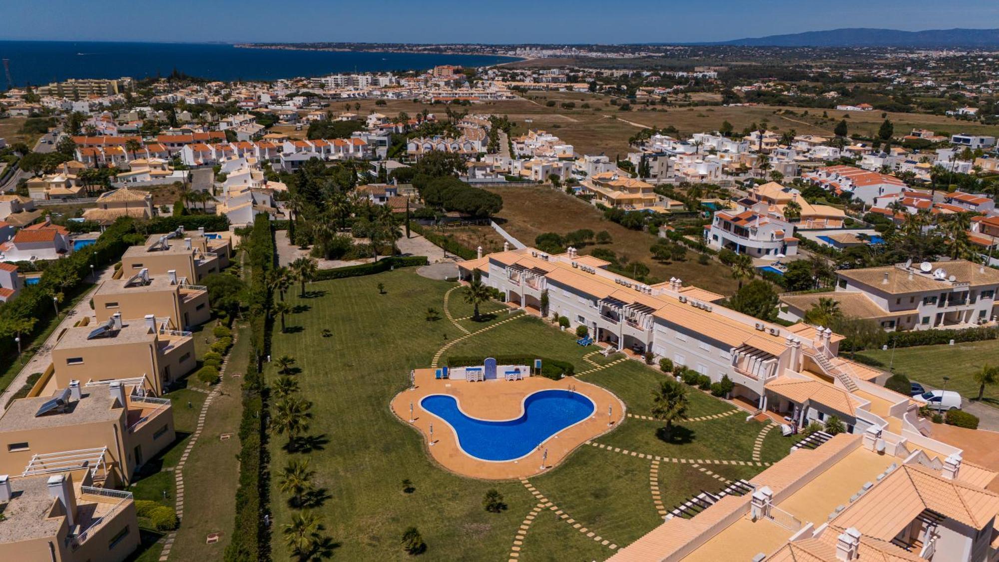 Apartamento No Condominio Baia Village Com Piscina Albufeira Exterior photo